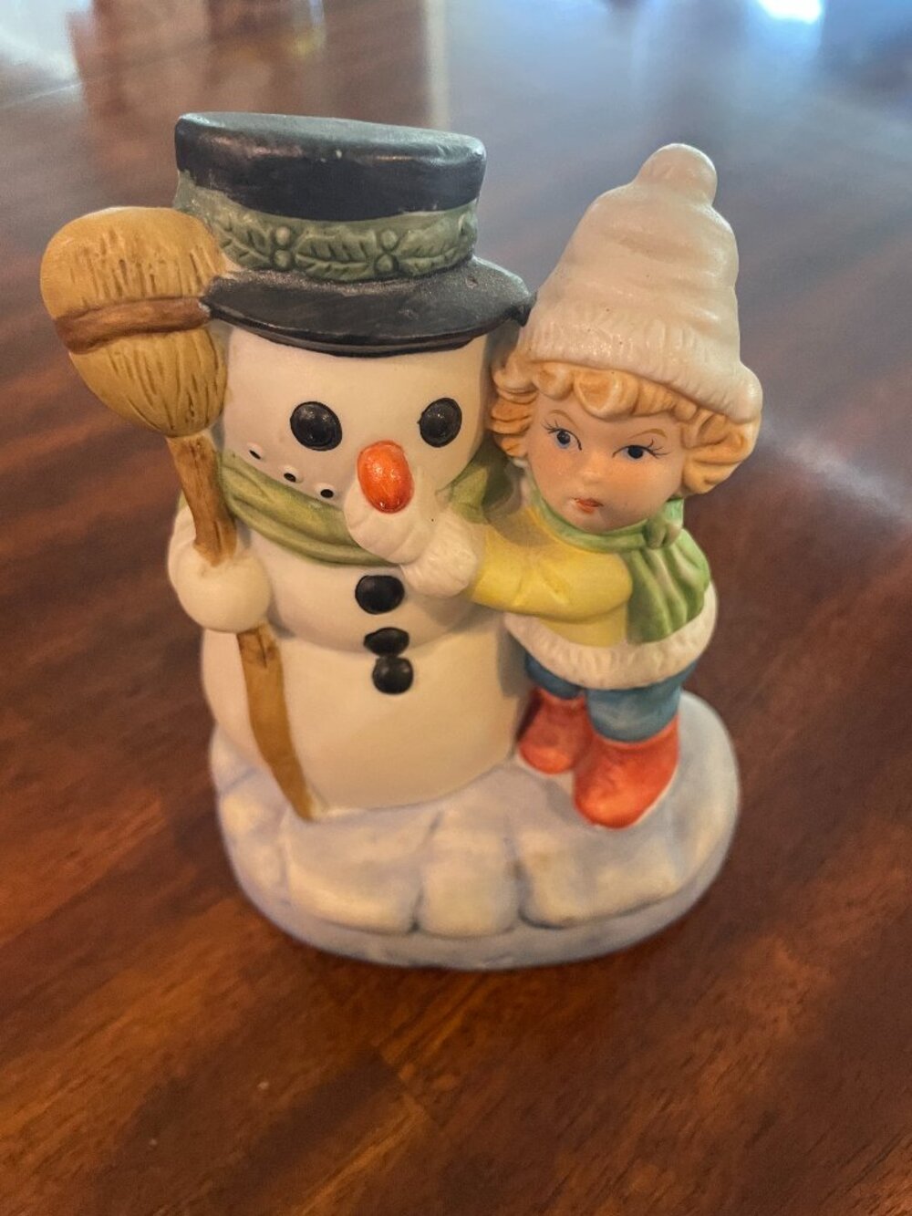 Home Interiors Girl with Snowman Ceramic Vintage Figure 5" x 4"!